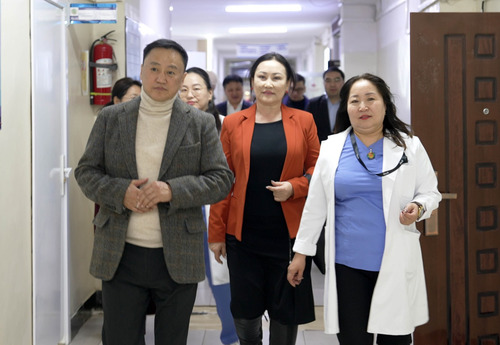 ЗАРИМ СУМАНД ШИНЭЭР ЭРҮҮЛ МЭНДИЙН ТӨВИЙН БАРИЛГА БАРИХАД ШААРДЛАГАТАЙ ХӨРӨНГӨ ОРУУЛАЛТЫГ ШИЙДВЭРЛЭВ